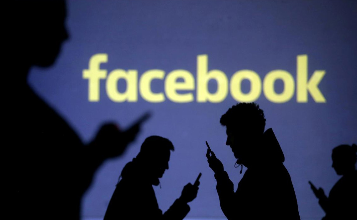 Facebook cambia rotta sulla pubblicità privacy-first