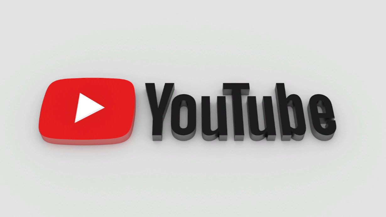 Grafica canale YouTube: design efficace e curato